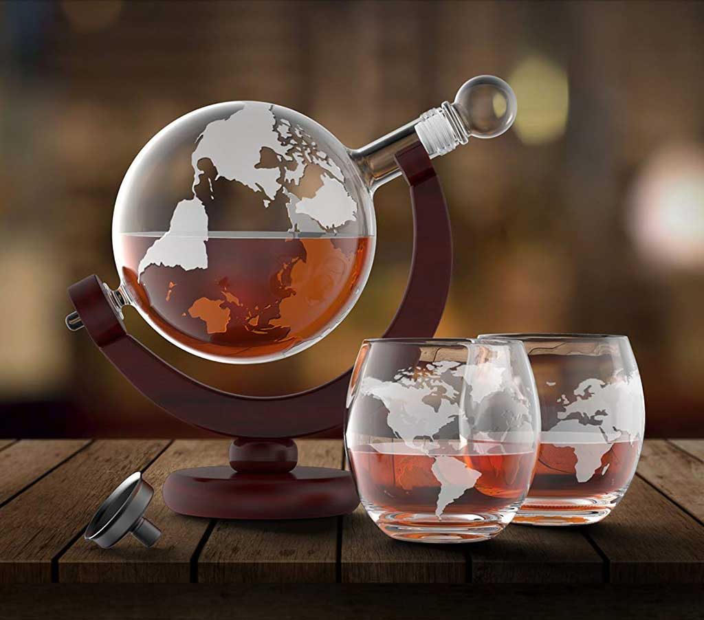 Globetrotter Decanter Gift Set